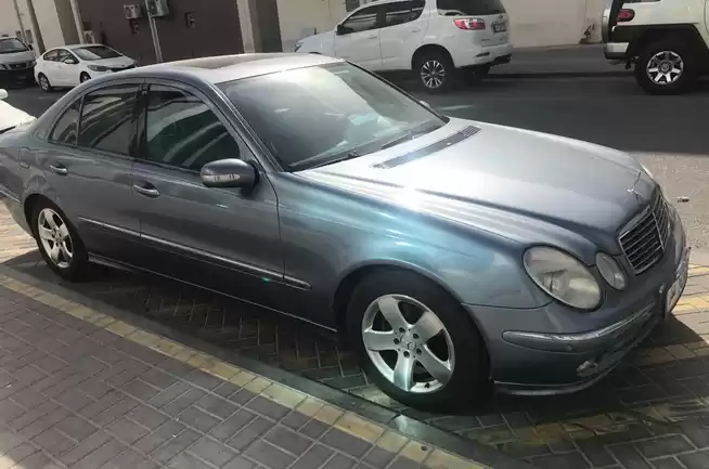 Gebraucht Mercedes-Benz 240 Zu verkaufen in Doha #5767 - 1  image 